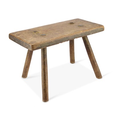 Lot 1115 - AN EARLY 19TH CENTURY PRIMITIVE ASH STOOL