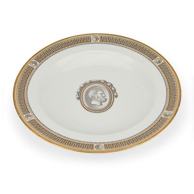 Lot 105 - A VIENNA NEOCLASSICAL PLATE