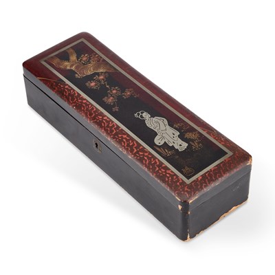 Lot 730 - A JAPANESE LACQUER GLOVE BOX, EARLY 20TH CENTURY