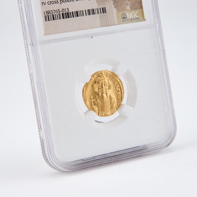 Lot 17 - CONSTANS II, BYZANTINE EMPIRE ( 641-668 A.D.), A GOLD SOLIDUS