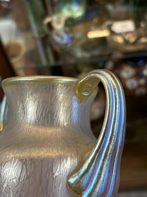 Lot 42 - A LARGE COLLECTION OF ART GLASS