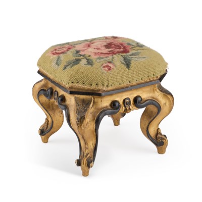 Lot 1069 - A 19TH CENTURY GILDED FOOTSTOOL, LABEL OF E. LOTO