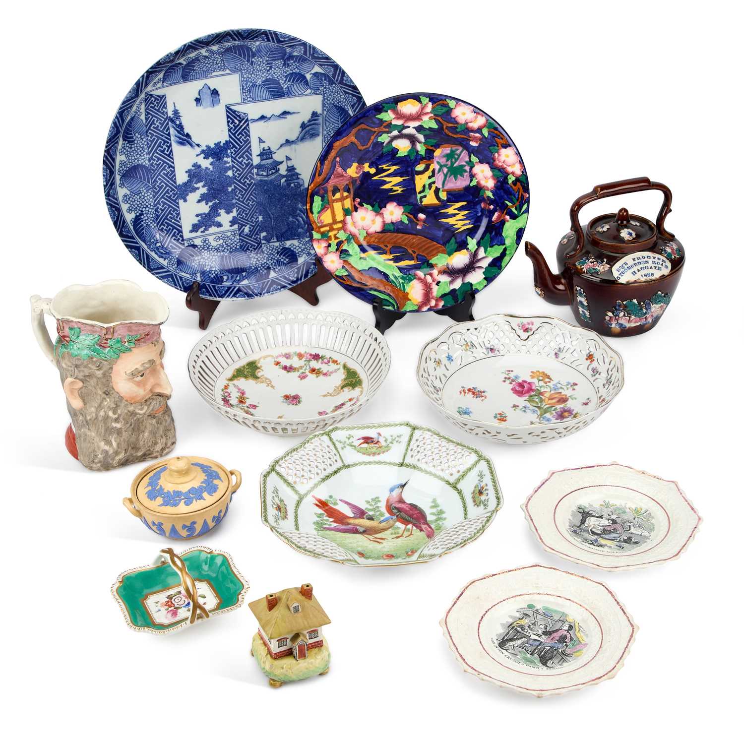 Lot 104 - A LARGE COLLECTION OF CERAMICS