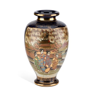 Lot 670 - A LARGE JAPANESE SATSUMA VASE, EARLY 20TH CENTURY