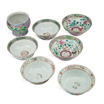 Lot 663 - A COLLECTION OF CHINESE PORCELAIN