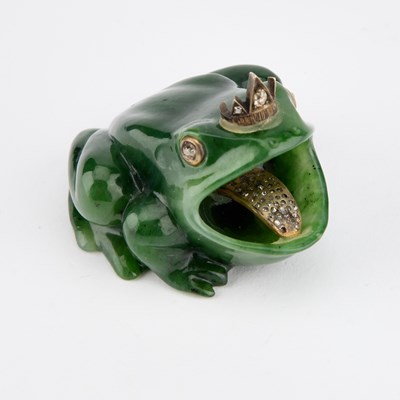 Lot 795 - A RUSSIAN JADE AND DIAMOND FROG