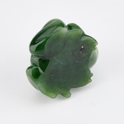 Lot 795 - A RUSSIAN JADE AND DIAMOND FROG