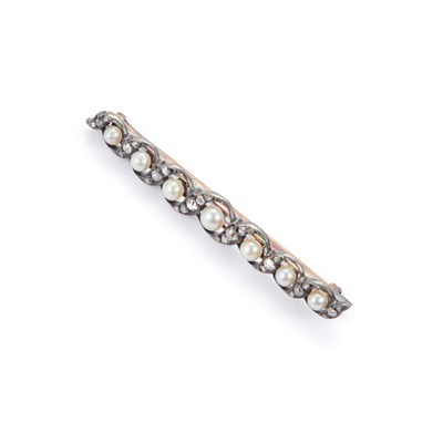 Lot 600 - A LATE 19TH CENTURY PEARL AND DIAMOND BROOCH