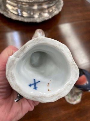 Lot 55 - A GROUP OF PORCELAIN