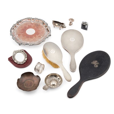 Lot 360 - A MIXED GROUP OF SILVER AND SILVER-PLATE