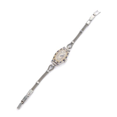 Lot 515 - A LADY'S PLATINUM SAPPHIRE AND DIAMOND WATCH