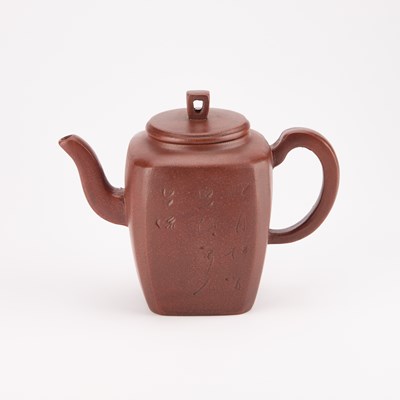 Lot 95 - A CHINESE YIXING TEAPOT