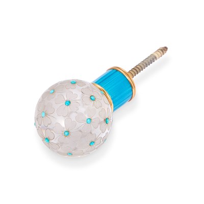 Lot 516 - A JEWELLED, ENAMELLED, CARVED AND POLISHED ROCK CRYSTAL CANE HANDLE, IN THE MANNER OF FABERGÉ