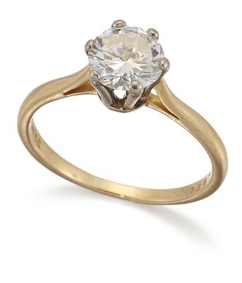 Lot 1562 - AN 18 CARAT GOLD SOLITAIRE DIAMOND RING