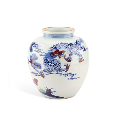 Lot 89 - A CHINESE UNDERGLAZE BLUE AND COPPER-RED 'DRAGON' GINGER JAR