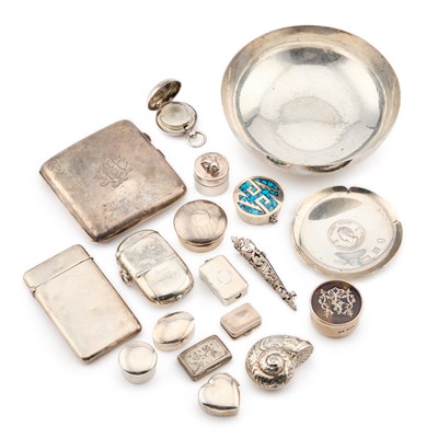 Lot 376 - A MIXED GROUP OF SILVER