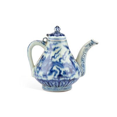 Lot 78 - A CHINESE BLUE AND WHITE TEAPOT