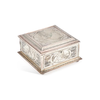 Lot 189 - A LATE 19TH CENTURY SILVER-PLATED CASKET