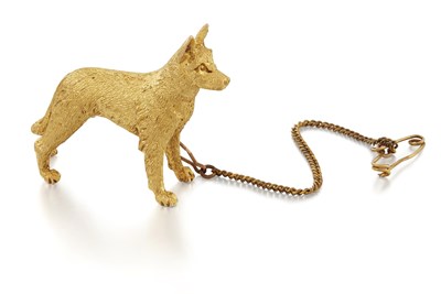 Lot 1703 - A NOVELTY ALSATIAN DOG BROOCH