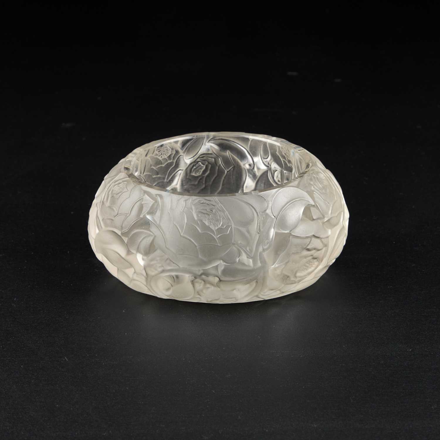 Lot 120 - A LALIQUE BOWL