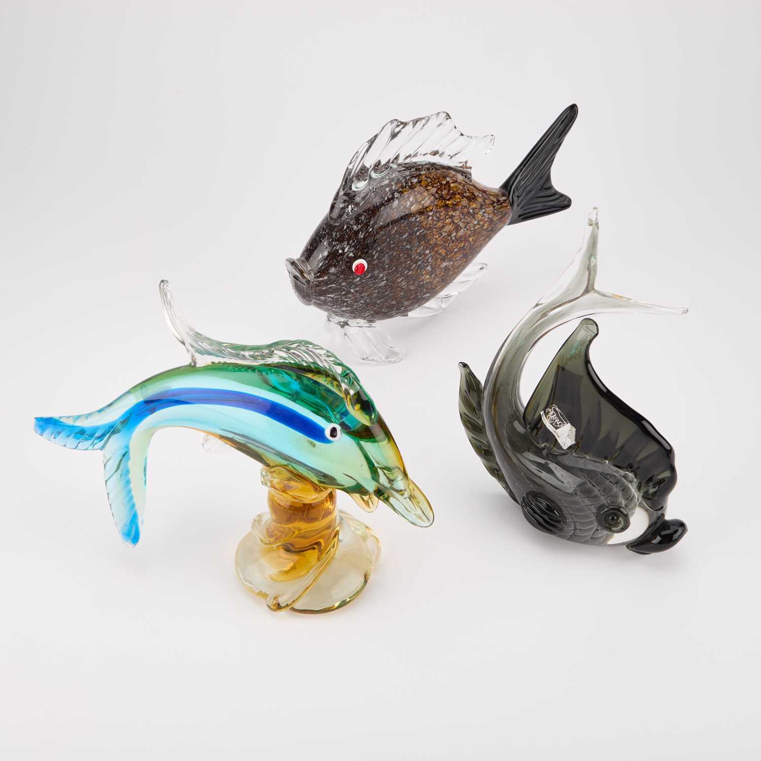 Lot 16 - THREE MURANO GLASS MODELS OF FISH