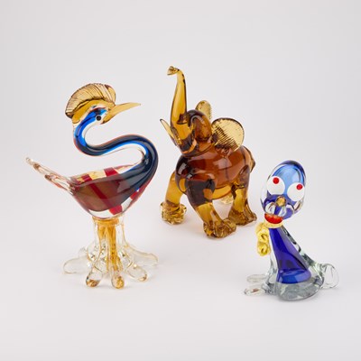 Lot 23 - THREE MURANO GLASS MODELS OF ANIMALS INCLUDING AN ELEPHANT