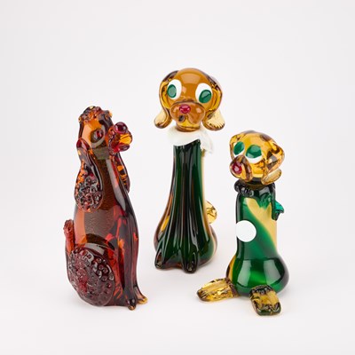 Lot 22 - THREE MURANO GLASS MODELS OF DOGS