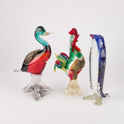 Lot 9 - THREE MURANO GLASS MODELS OF BIRDS