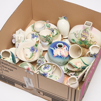 Lot 329 - A COLLECTION OF FRANZ PORCELAIN