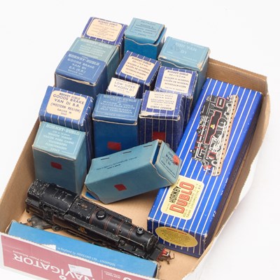 Lot 825 - A COLLECTION OF HORNBY-DUBLO