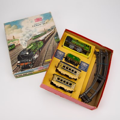 Lot 831 - A METTOY RAILWAYS PASSENGER TRAIN SET