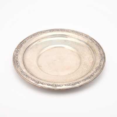 Lot 734 - A GORHAM STERLING SILVER DISH