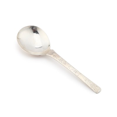 Lot 268 - A CONTINENTAL SILVER SPOON