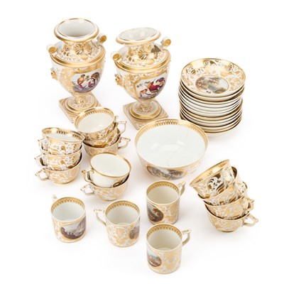 Lot 61 - A COLLECTION OF DERBY PORCELAIN, EARLY 19TH CENTURY