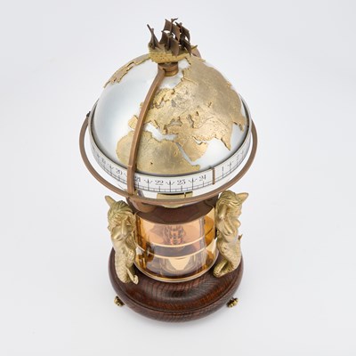 Lot 706 - ST. JAMES HOUSE CO., LONDON, A MERIDIAN GLOBE CLOCK