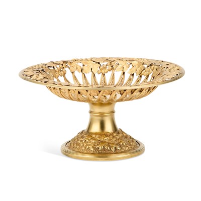 Lot 460 - A FINE REGENCY SILVER-GILT CENTREPIECE