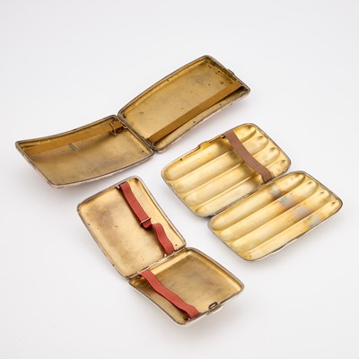 Lot 260 - A GEORGE V SILVER CIGAR CASE