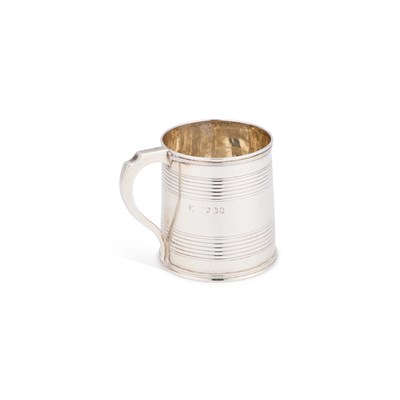 Lot 245 - A WILLIAM IV SILVER MUG