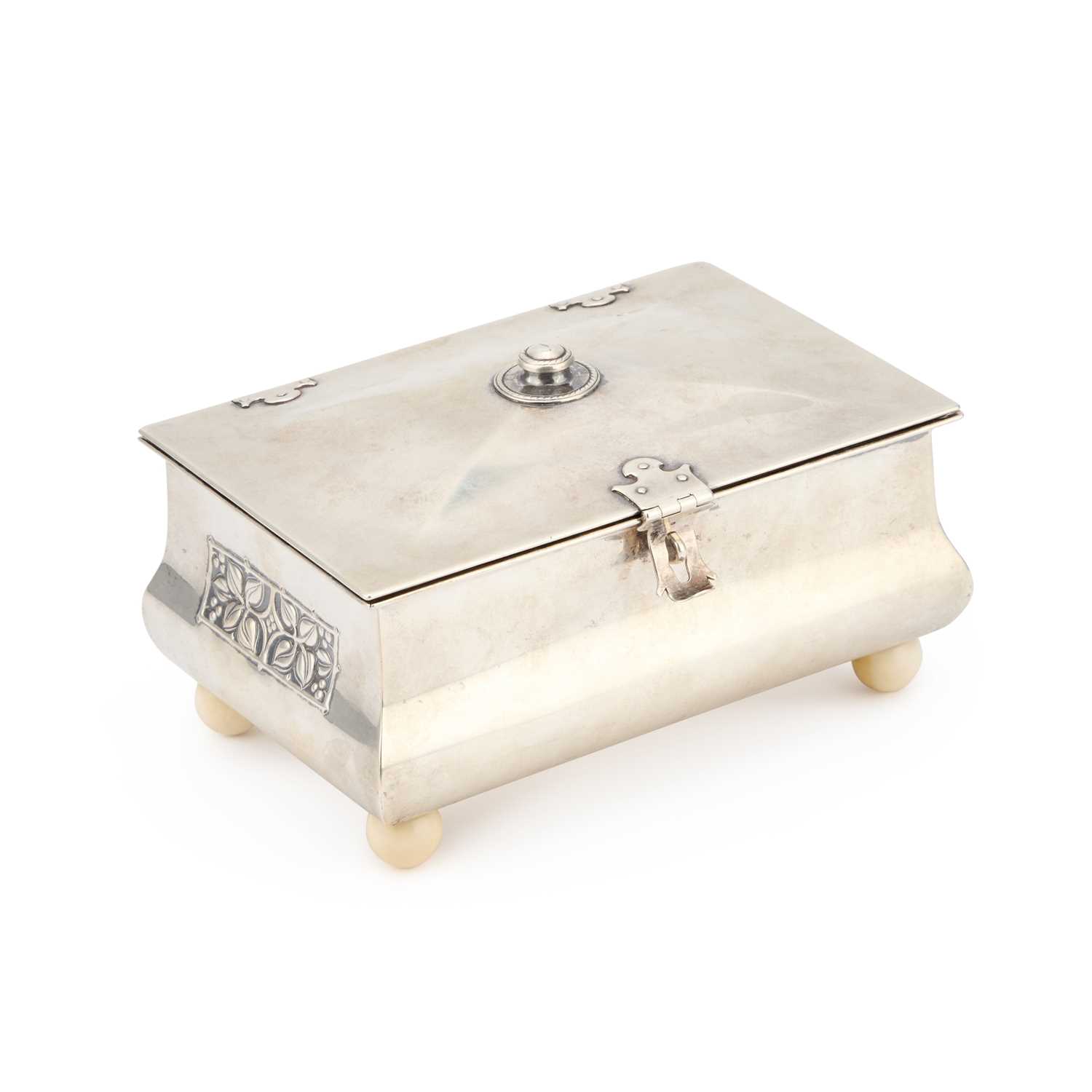 Lot 313 - AN ARTS AND CRAFTS SILVER TABLE CASKET