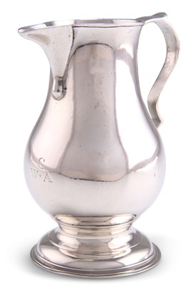 Lot 1153 - A GEORGE I SILVER SPARROW-BEAK CREAM JUG