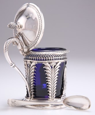 Lot 1125 - A LATE 18TH CENTURY FRENCH SILVER MUSTARD POT