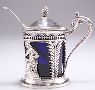 Lot 1125 - A LATE 18TH CENTURY FRENCH SILVER MUSTARD POT