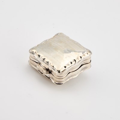 Lot 198 - A 19TH CENTURY DUTCH SILVER BOX