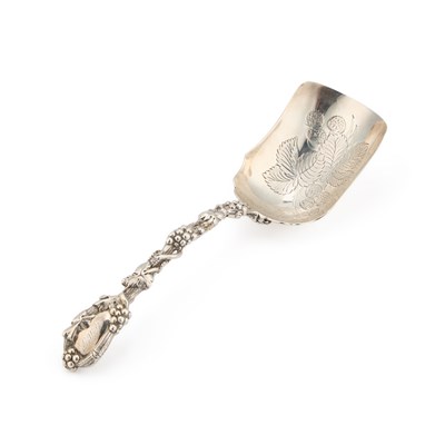 Lot 201 - A FINE FRENCH SILVER ICE CREAM SPADE