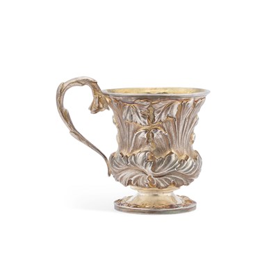 Lot 321 - A GEORGE IV SILVER NATURALISTIC MUG