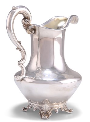 Lot 1158 - AN EARLY VICTORIAN SILVER CREAM JUG