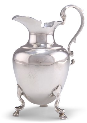 Lot 1151 - A GEORGE V SILVER CREAM JUG