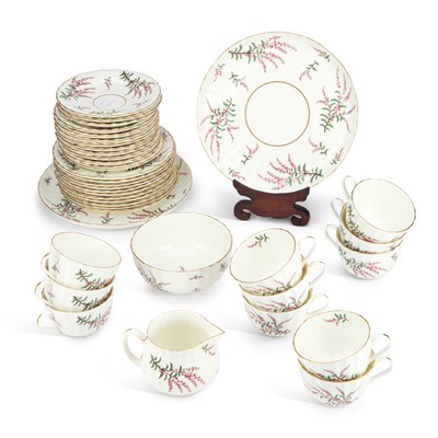 Lot 122 - A ROYAL WORCESTER DUNROBIN TEA SERVICE