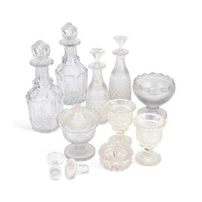 Lot 29 - A GROUP OF ANTIQUE GLASS