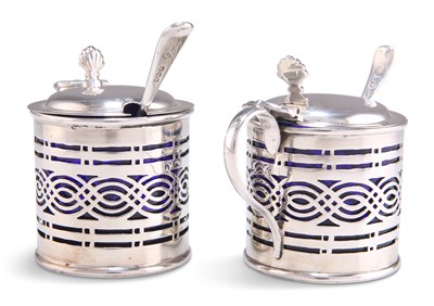 Lot 1130 - A PAIR OF EDWARDIAN SILVER MUSTARD POTS